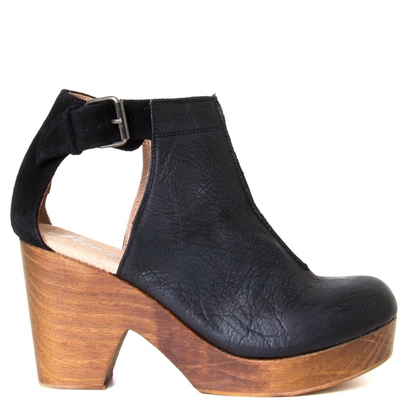 Free People Amber Orchard Clog - Picture 3 of 6